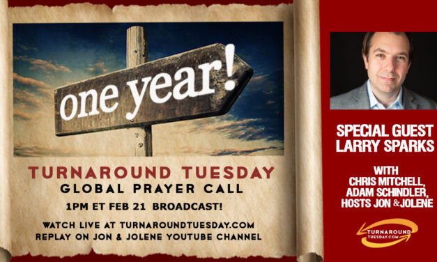 <strong>LARRY SPARKS JOINS—TURNAROUND TUESDAY YEAR ANNIVERSARY!</strong>